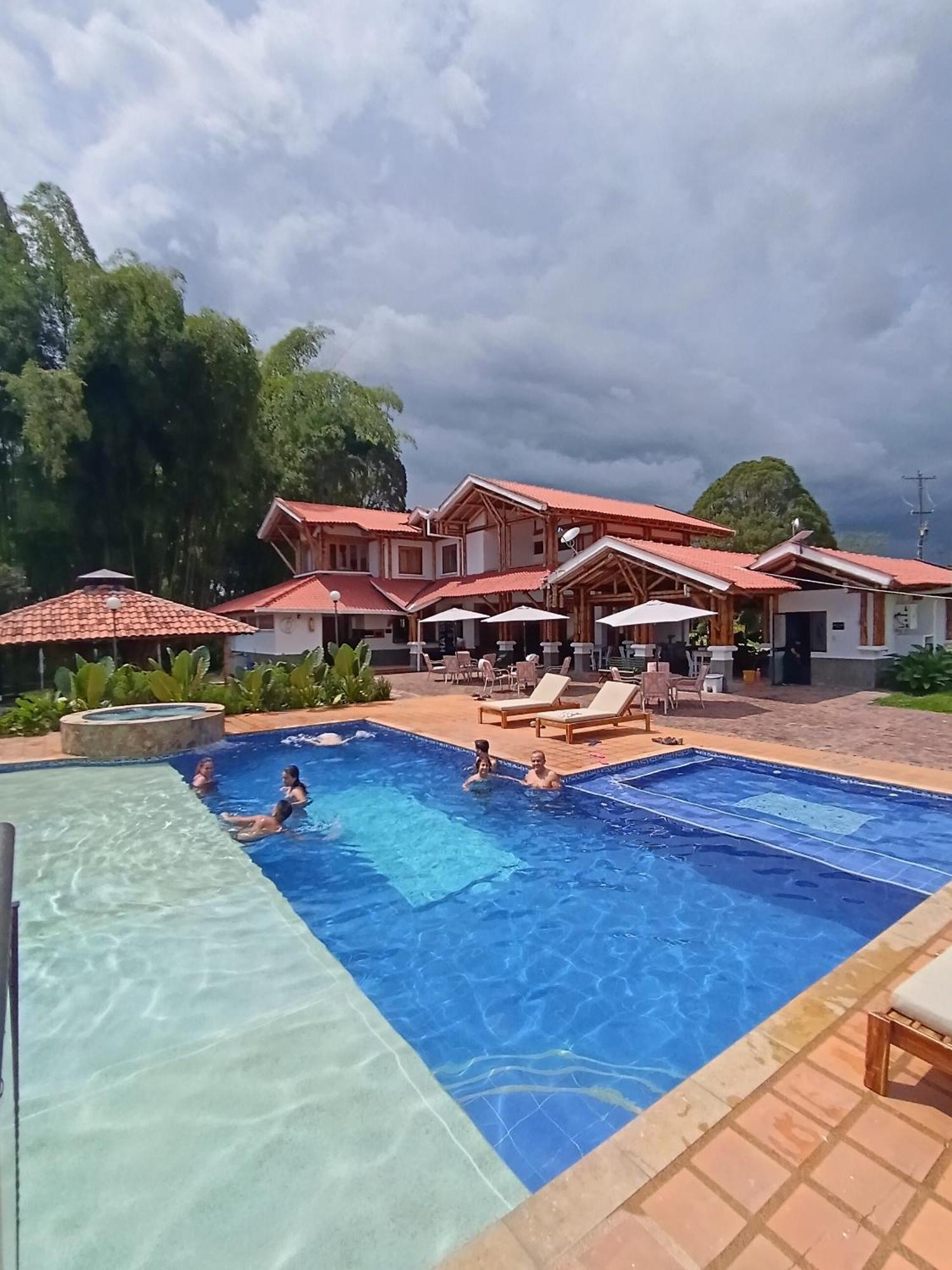 Finca Hotel Santana Montenegro Bagian luar foto